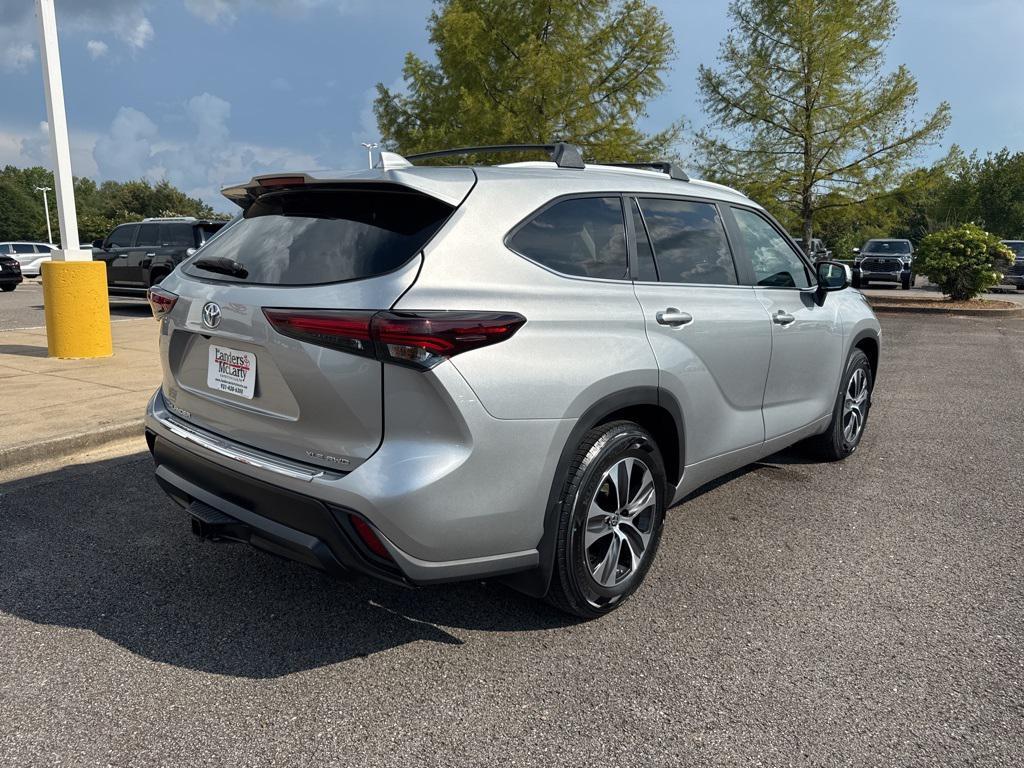 used 2024 Toyota Highlander car, priced at $37,738
