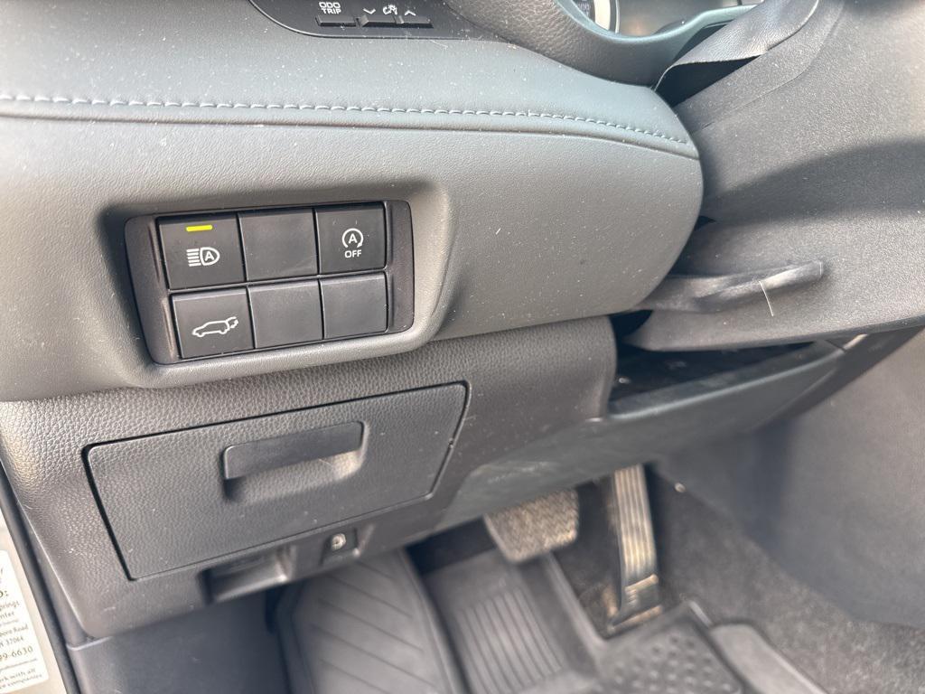 used 2024 Toyota Highlander car, priced at $37,738