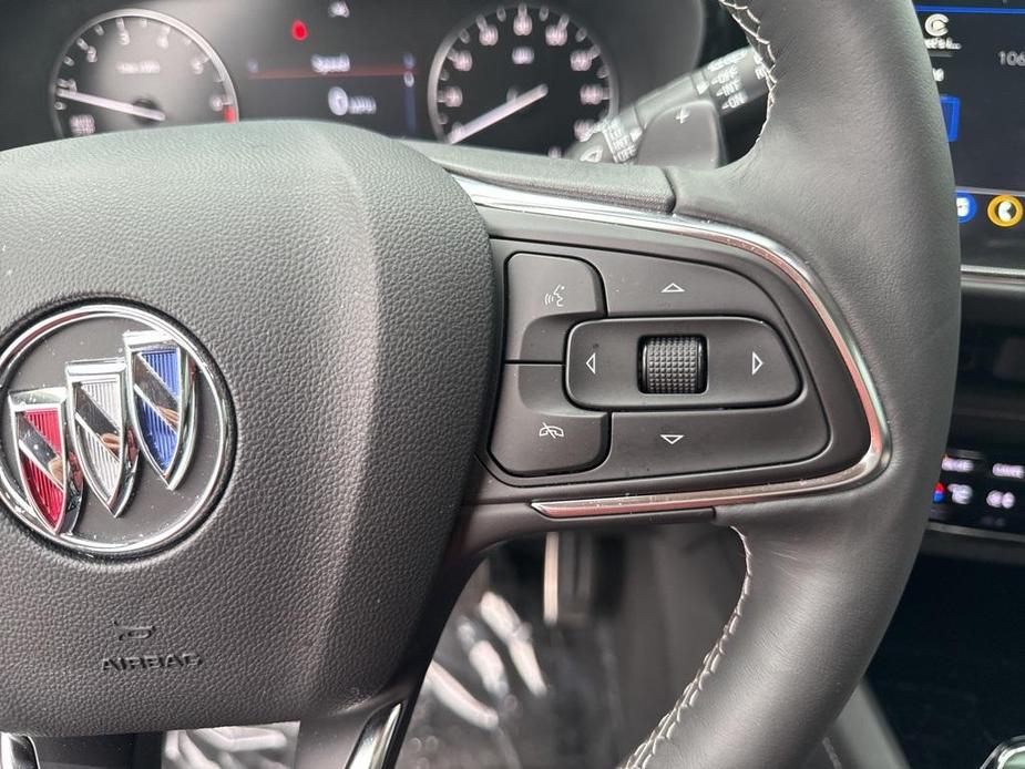 used 2023 Buick Envision car, priced at $29,893
