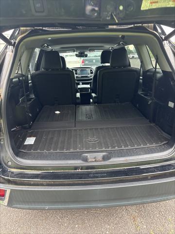 used 2019 Toyota Highlander car, priced at $34,291