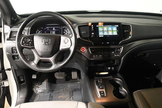 used 2022 Honda Passport car, priced at $28,999