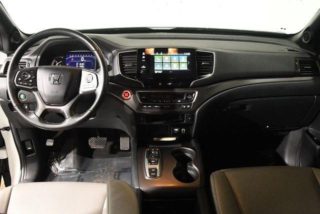 used 2022 Honda Passport car, priced at $28,999