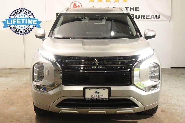 used 2022 Mitsubishi Outlander car, priced at $25,995