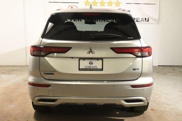 used 2022 Mitsubishi Outlander car, priced at $25,995