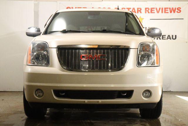 used 2014 GMC Yukon car, priced at $24,995