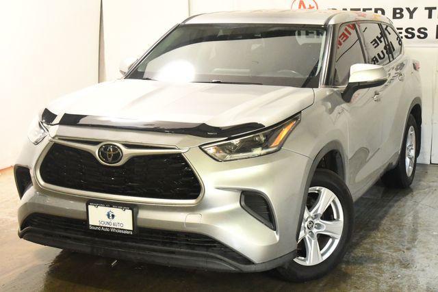used 2021 Toyota Highlander car, priced at $21,995