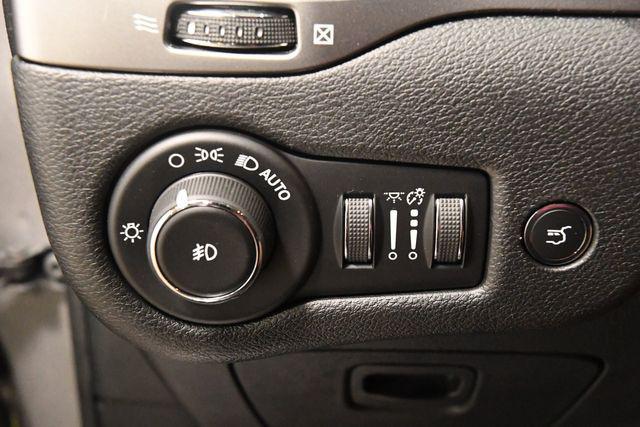 used 2019 Jeep Cherokee car, priced at $18,995