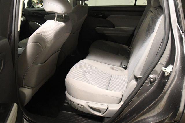 used 2022 Toyota Highlander car, priced at $32,995