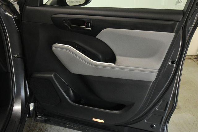 used 2022 Toyota Highlander car, priced at $32,995