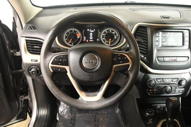 used 2018 Jeep Cherokee car, priced at $14,995