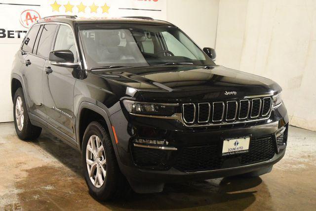 used 2022 Jeep Grand Cherokee car, priced at $31,995