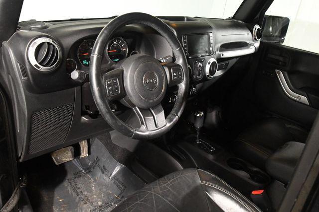 used 2015 Jeep Wrangler Unlimited car, priced at $18,995