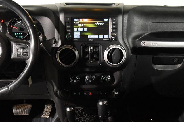 used 2015 Jeep Wrangler Unlimited car, priced at $18,995