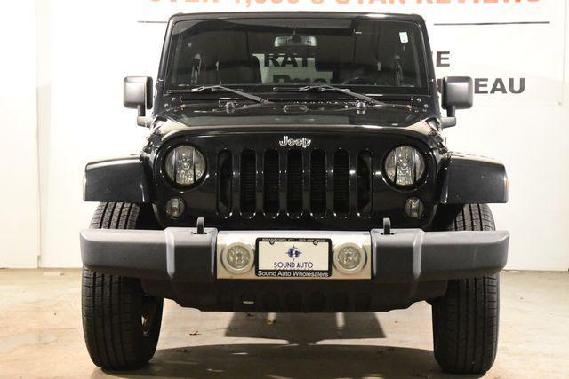 used 2015 Jeep Wrangler Unlimited car, priced at $18,995