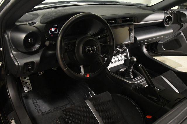 used 2023 Toyota GR86 car, priced at $29,995