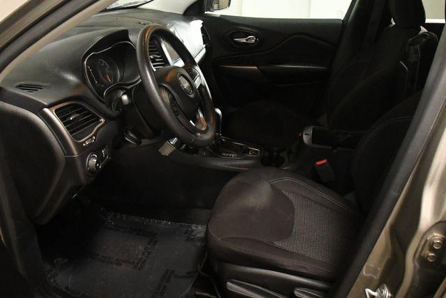 used 2019 Jeep Cherokee car, priced at $14,995