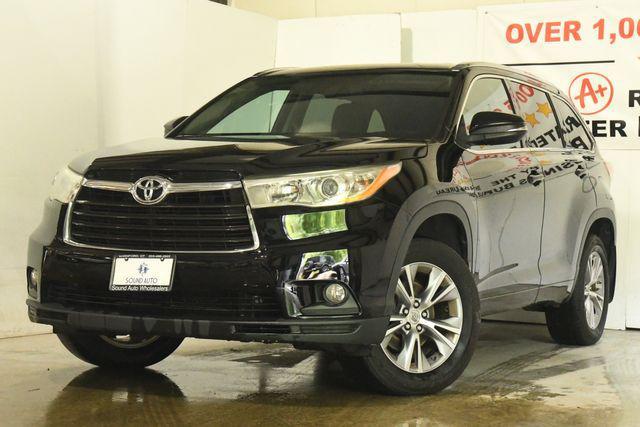 used 2014 Toyota Highlander car, priced at $19,995