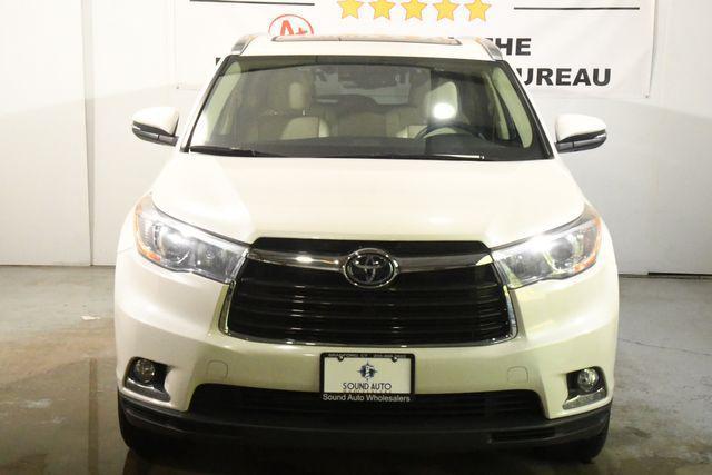 used 2016 Toyota Highlander car, priced at $26,995
