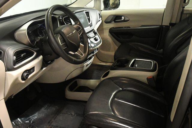 used 2022 Chrysler Pacifica car, priced at $24,995