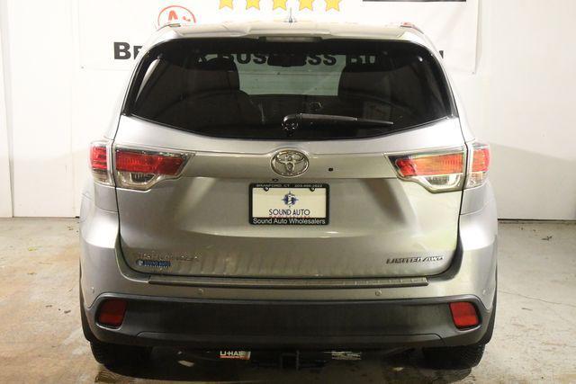 used 2016 Toyota Highlander car, priced at $26,995
