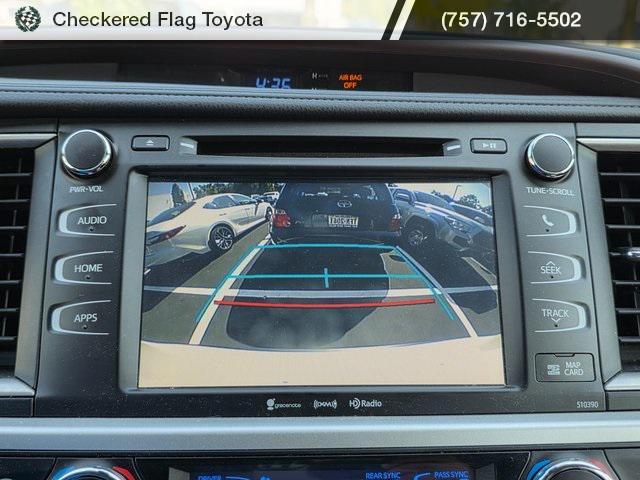 used 2019 Toyota Highlander car, priced at $27,754