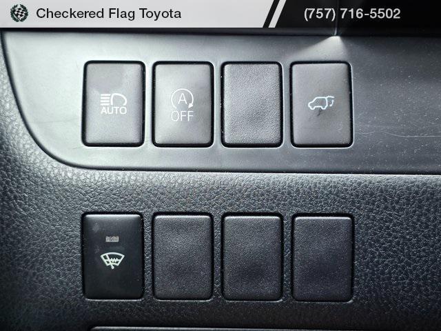 used 2019 Toyota Highlander car, priced at $27,754