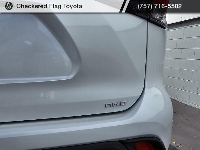 used 2022 Toyota Highlander car, priced at $31,690