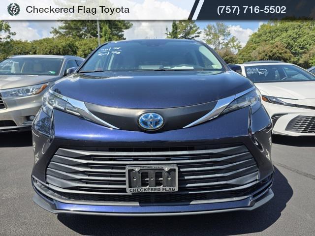 used 2021 Toyota Sienna car, priced at $35,990