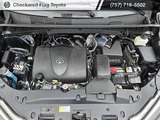 used 2019 Toyota Highlander car, priced at $29,994