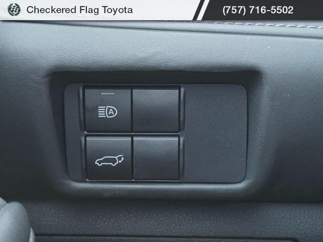 used 2022 Toyota Highlander car, priced at $31,790