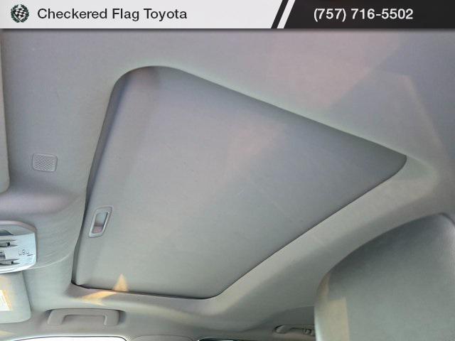 used 2022 Toyota Highlander car, priced at $31,790