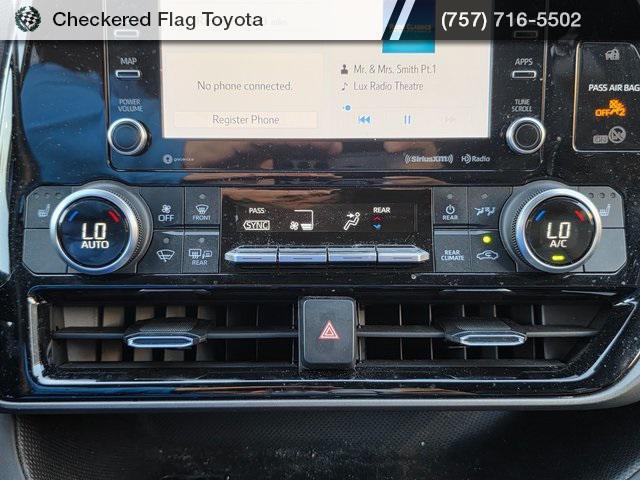 used 2022 Toyota Highlander car, priced at $31,790