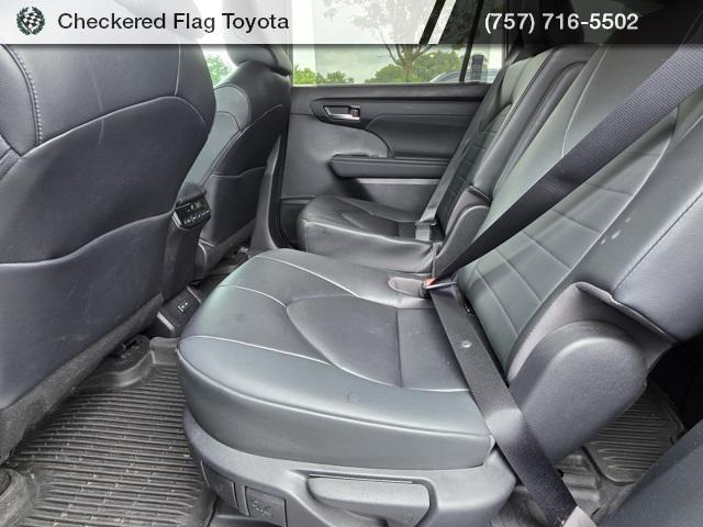 used 2023 Toyota Highlander car, priced at $37,750