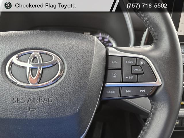 used 2023 Toyota Highlander car, priced at $37,750
