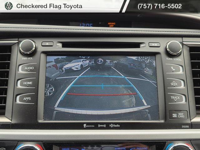 used 2019 Toyota Highlander car, priced at $26,502
