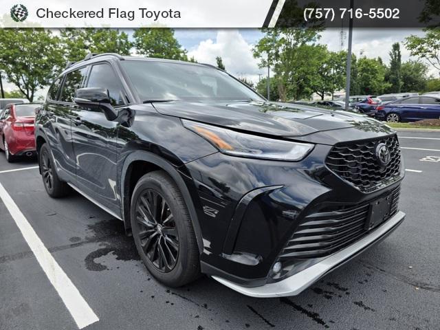 used 2024 Toyota Highlander car, priced at $45,731
