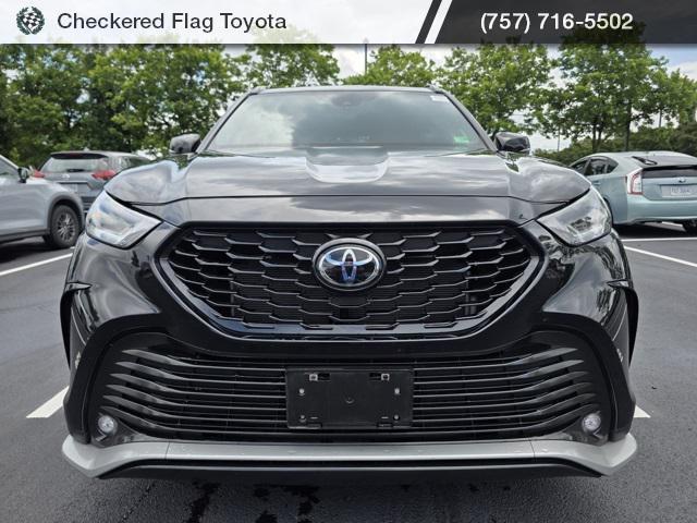 used 2024 Toyota Highlander car, priced at $45,731