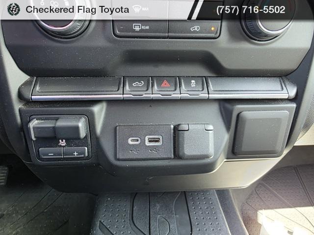 used 2022 Chevrolet Silverado 2500 car, priced at $42,444
