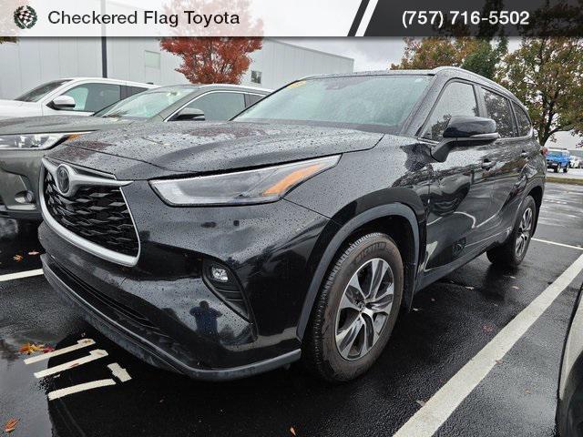 used 2023 Toyota Highlander car, priced at $37,990