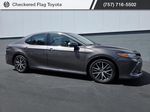 used 2022 Toyota Camry Hybrid car, priced at $28,908