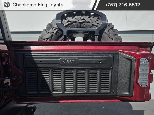 used 2022 Jeep Wrangler Unlimited car, priced at $31,881