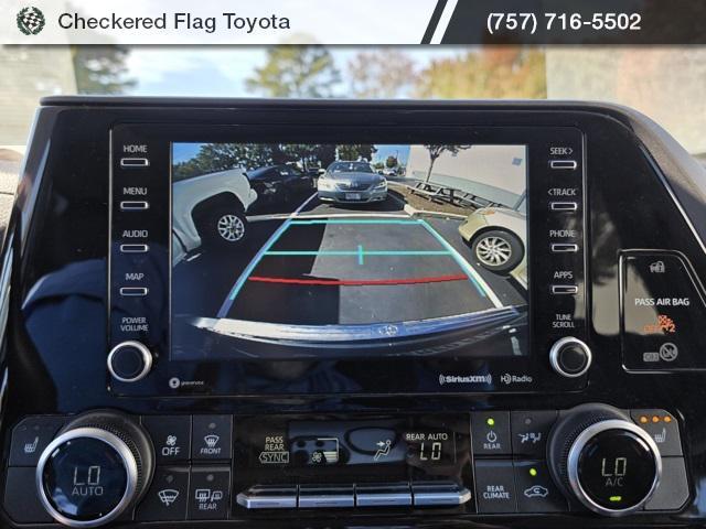 used 2022 Toyota Highlander car, priced at $34,993