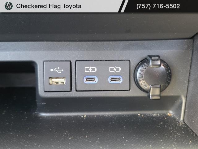 used 2022 Toyota Highlander car, priced at $34,993