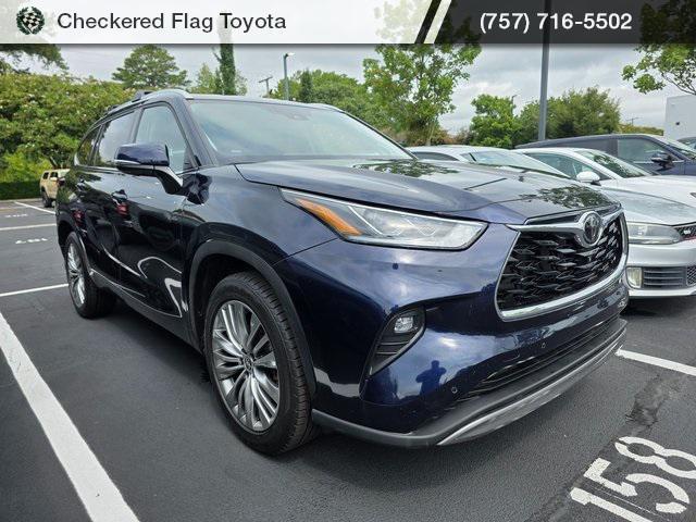 used 2023 Toyota Highlander car, priced at $42,399