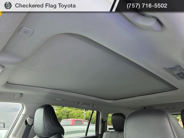 used 2023 Toyota Highlander car, priced at $42,399
