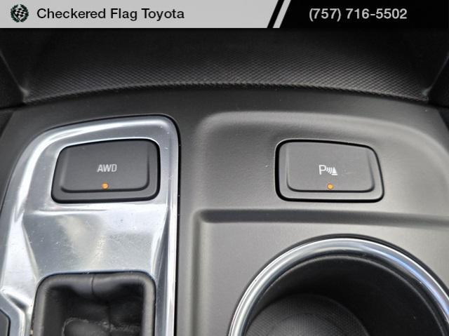 used 2023 Chevrolet Equinox car, priced at $21,359