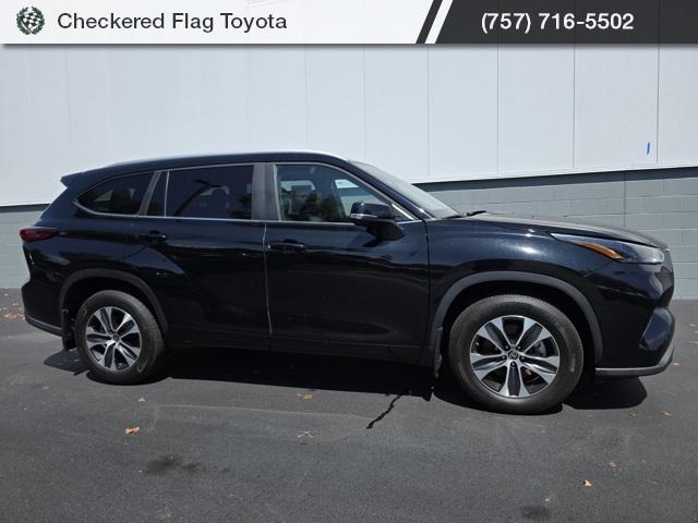 used 2023 Toyota Highlander car, priced at $37,704