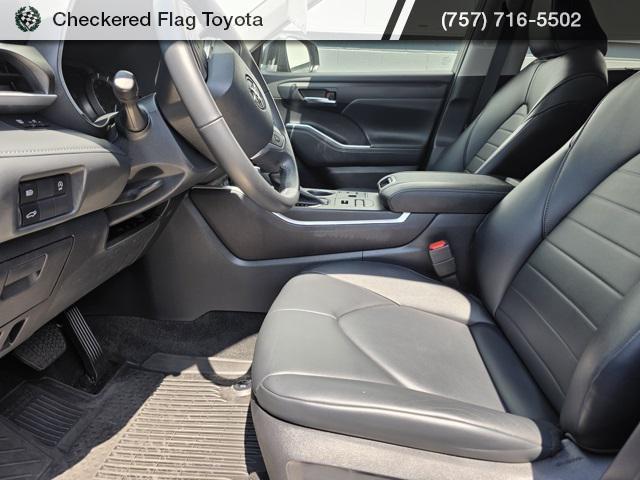 used 2023 Toyota Highlander car, priced at $37,704
