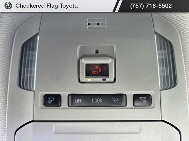 used 2023 Toyota Highlander car, priced at $32,667