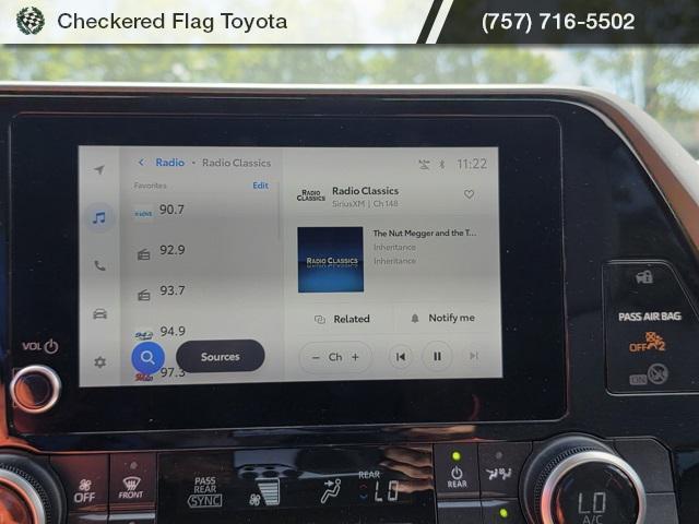 used 2023 Toyota Highlander car, priced at $32,667